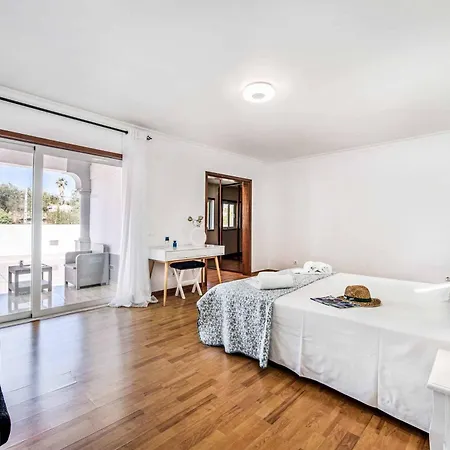 Villa Paris *